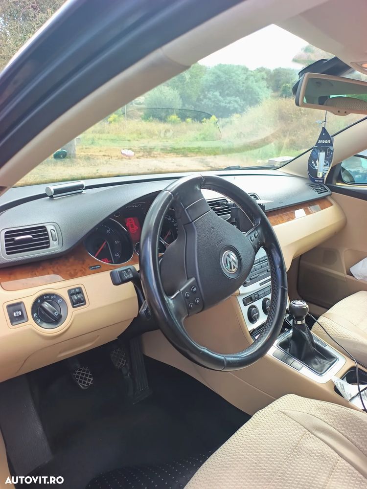 Volkswagen Passat 2.0 TDI Highline DPF - 6