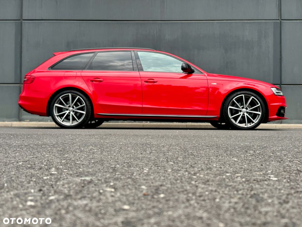 Audi A4 Avant 2.0 TDI DPF clean diesel quattro S line Sportpaket - 2
