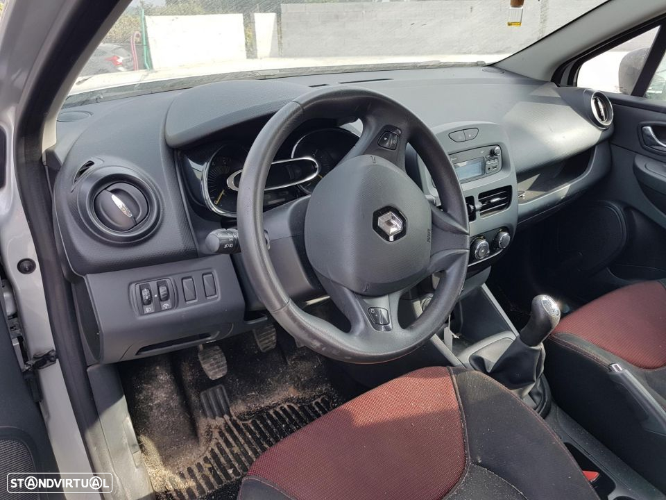 Renault Clio 2014 para peças - 3