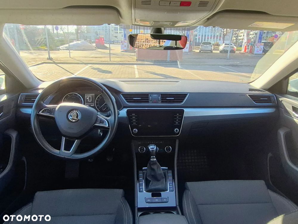 Skoda Superb 1.4 TSI ACT Ambition - 7