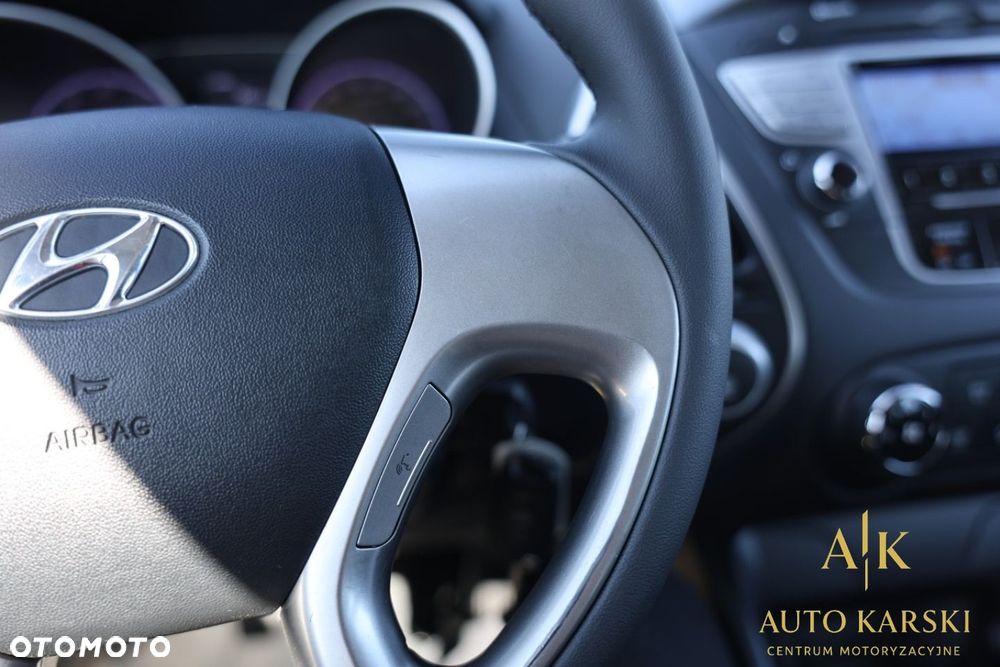 Hyundai ix35 - 23