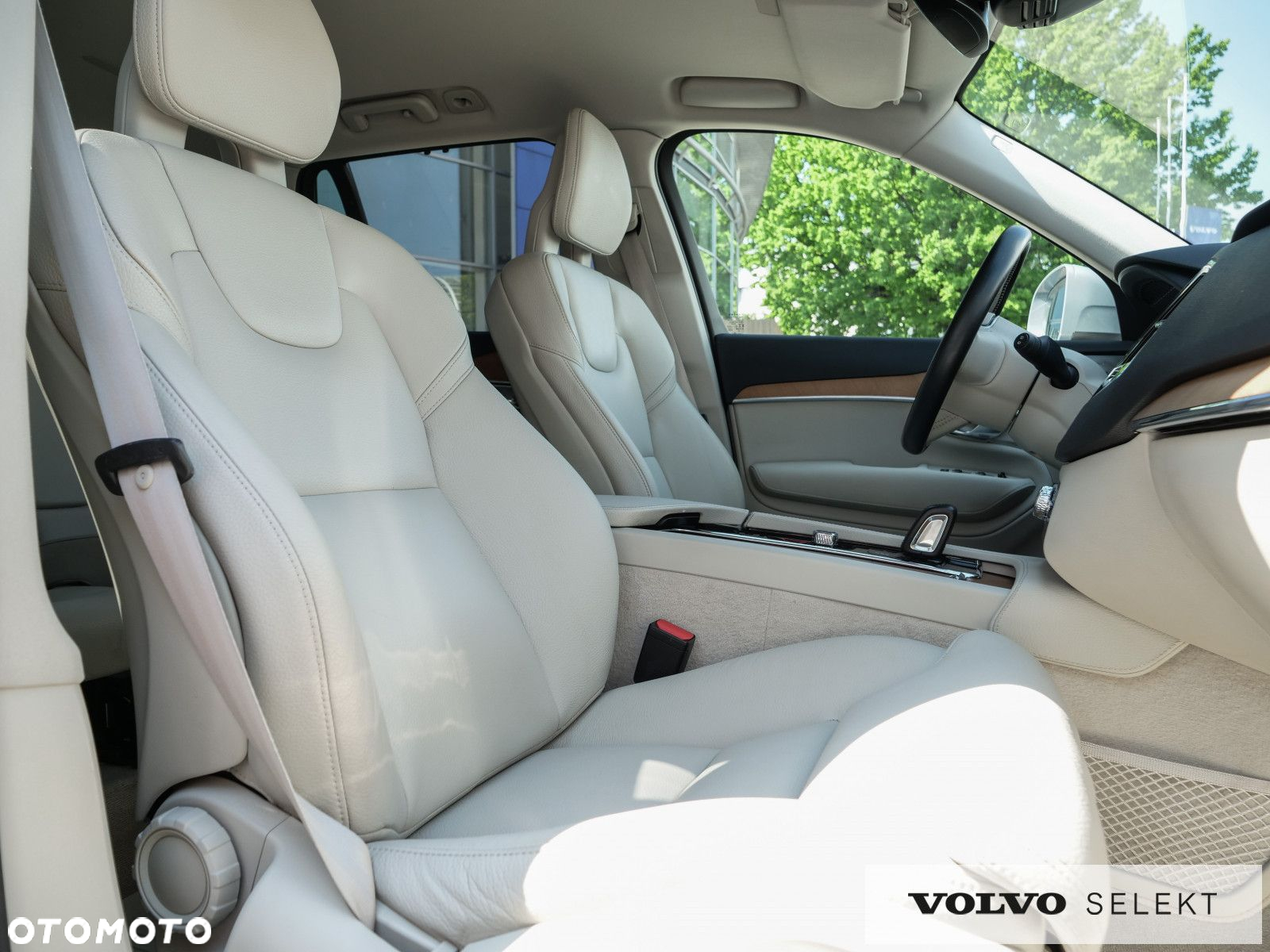 Volvo XC 90 - 30