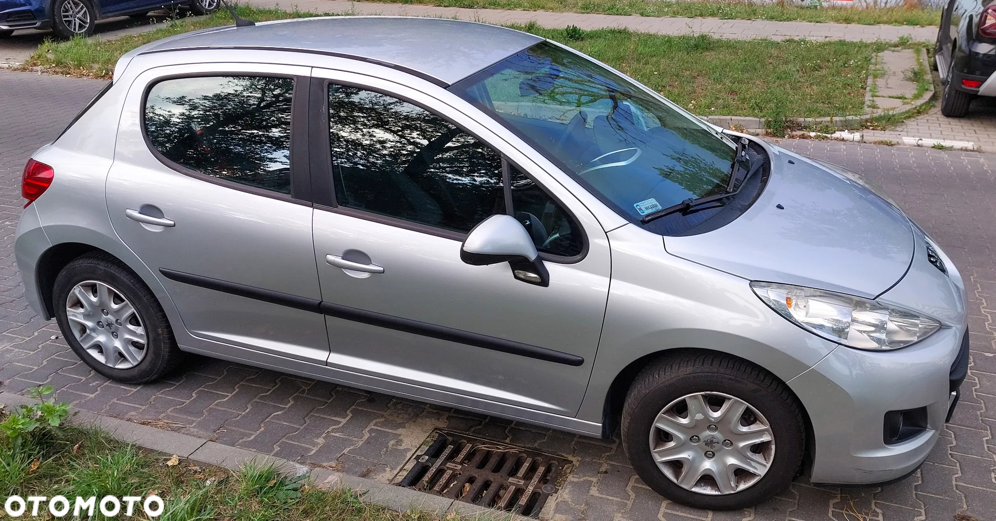 Peugeot 207 1.4 16V Trendy - 5