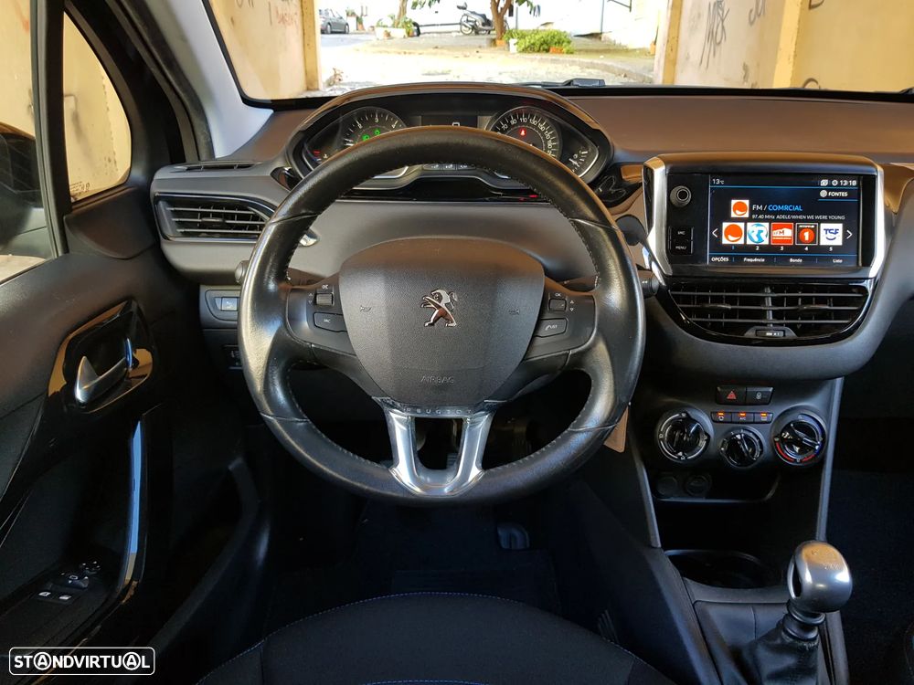 Peugeot 208 1.5 BlueHDi Signature - 16