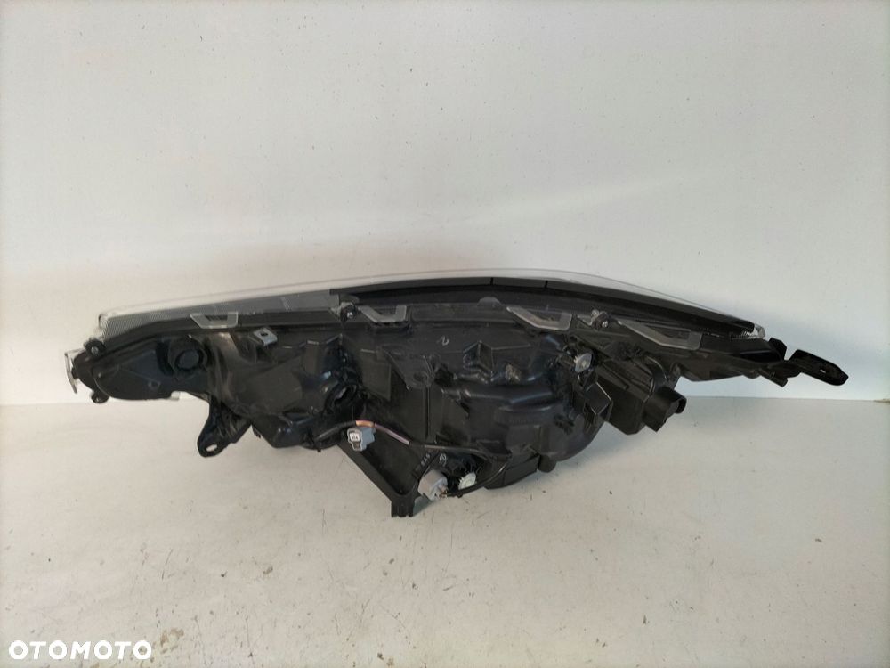 lampa przednia reflektor prawa toyota rav4 rav-4 v 18- - 4