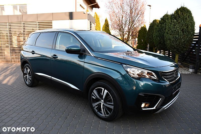 Peugeot 5008 THP 165 EAT6 Allure - 32