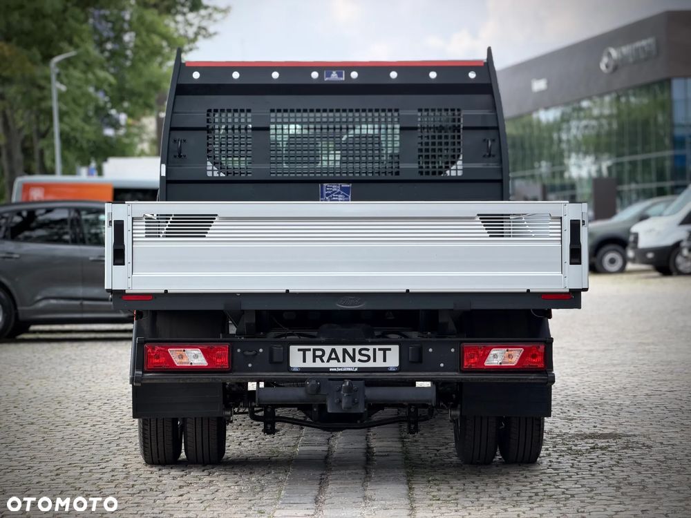 Ford Transit - 11