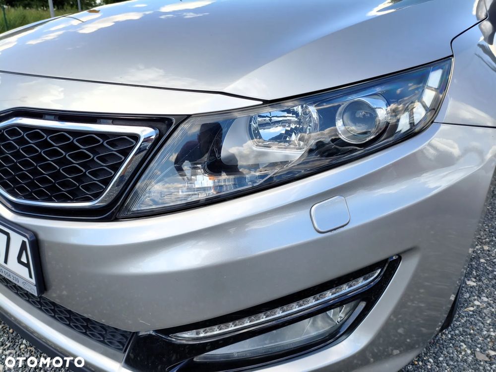 Kia Optima - 16
