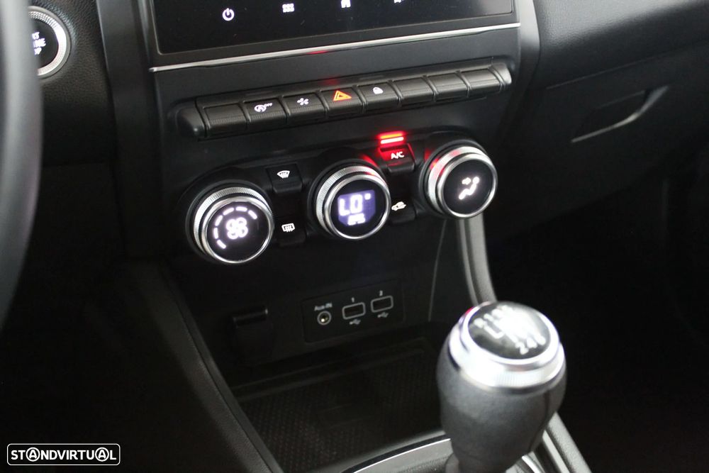 Renault Captur 1.0 TCe Techno Bi-Fuel - 12