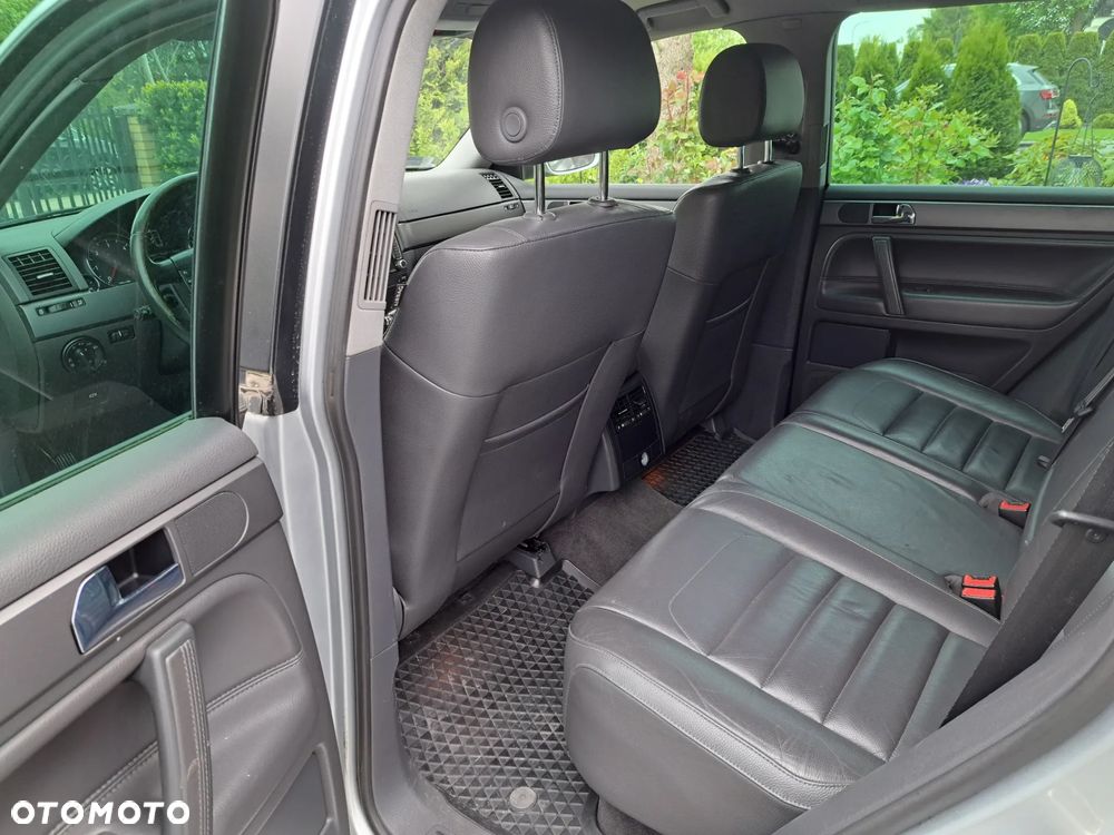 Volkswagen Touareg - 9