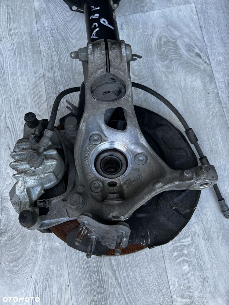 AUDI A3 8Y ZAWIESZENIE PRZEDNIE PRAWE LEWE PRAWY LEWY PRZÓD KOMPLETNE ZWROTNICA MCPERSON AKTYWNY 24R 5WA407258A 5WA407257A 5WA413031DA 5WA615105CJ 5WA615106CK - 2