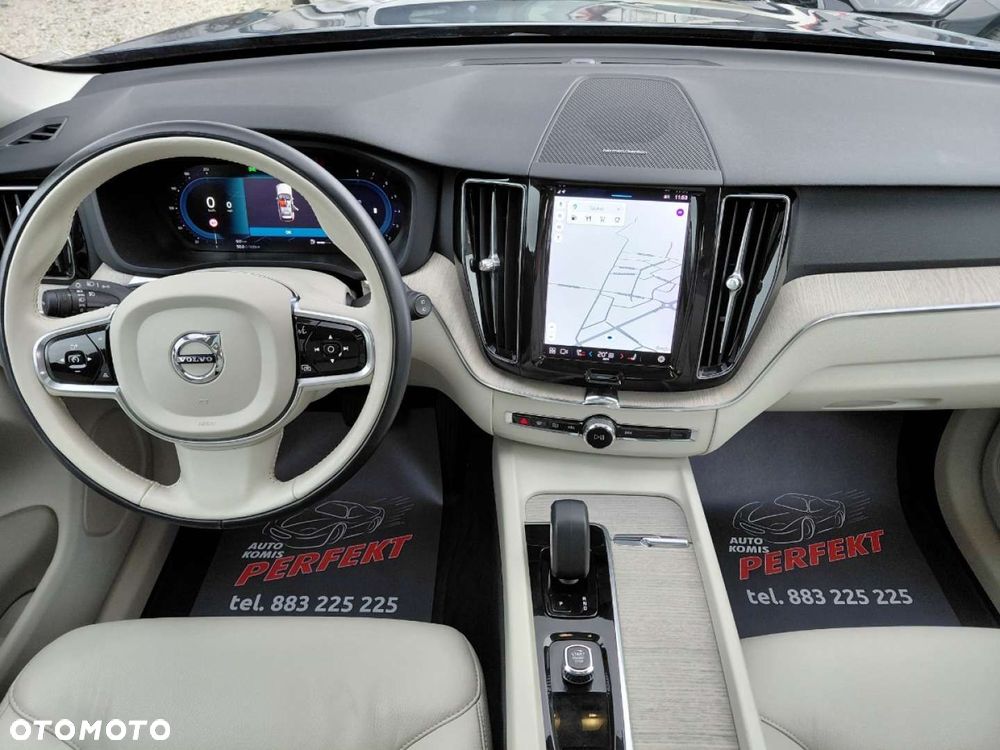 Volvo XC 60 - 22