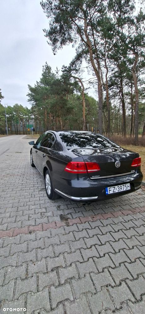Volkswagen Passat 2.0 TDI DPF Sportline DSG - 3