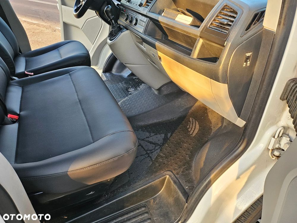 Volkswagen TRANSPORTER T6 - 13