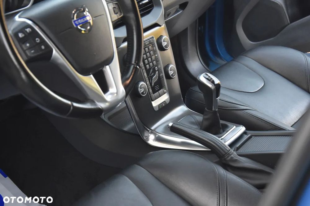 Volvo V40 D4 Drive-E Summum - 20