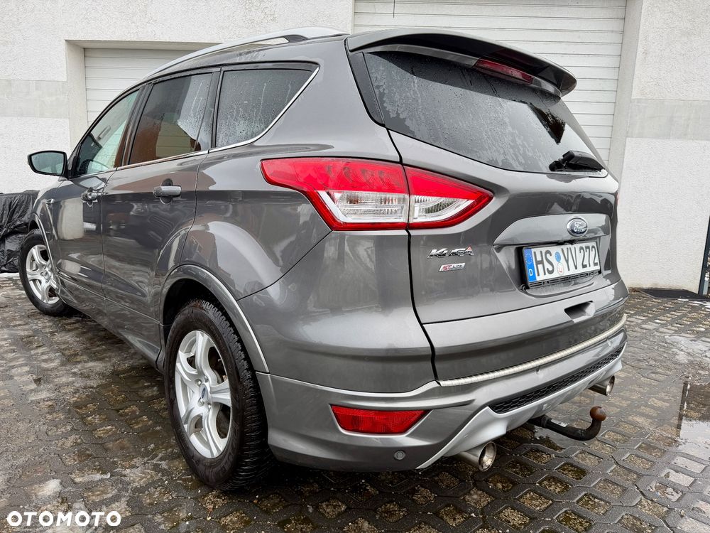Ford Kuga - 8