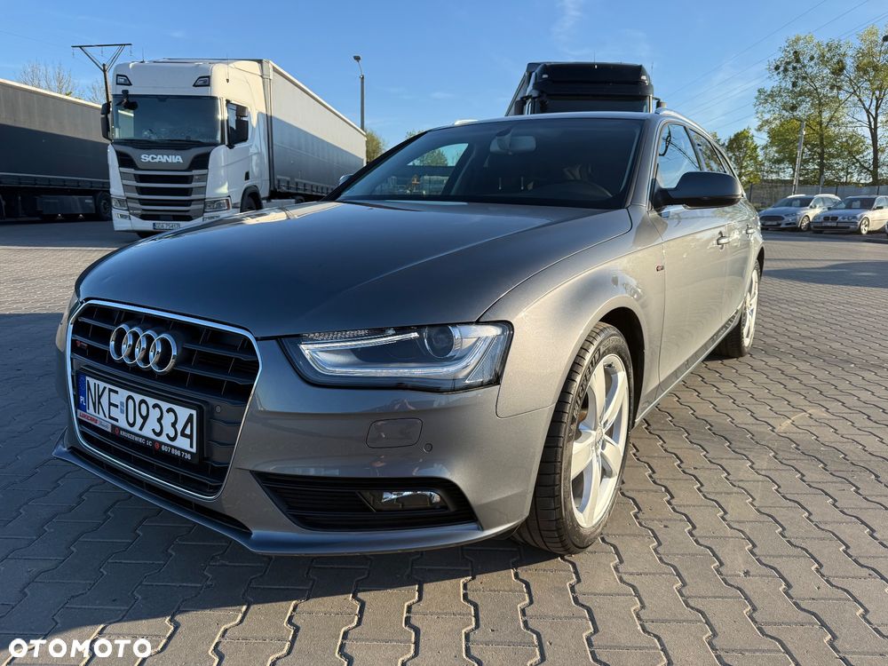 Audi A4 Avant 2.0 TDI DPF clean diesel S line Sportpaket - 2