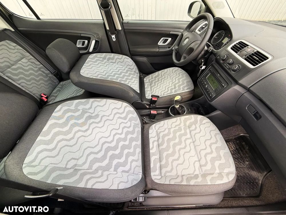 Skoda Fabia 1.2 HTP COOL EDITION - 17