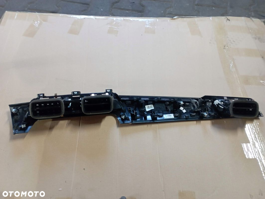 BMW F46 DEKOR LISTWA KONSOLI DECOR KRATKI NAWIEWU 9319894 9287287 - 6