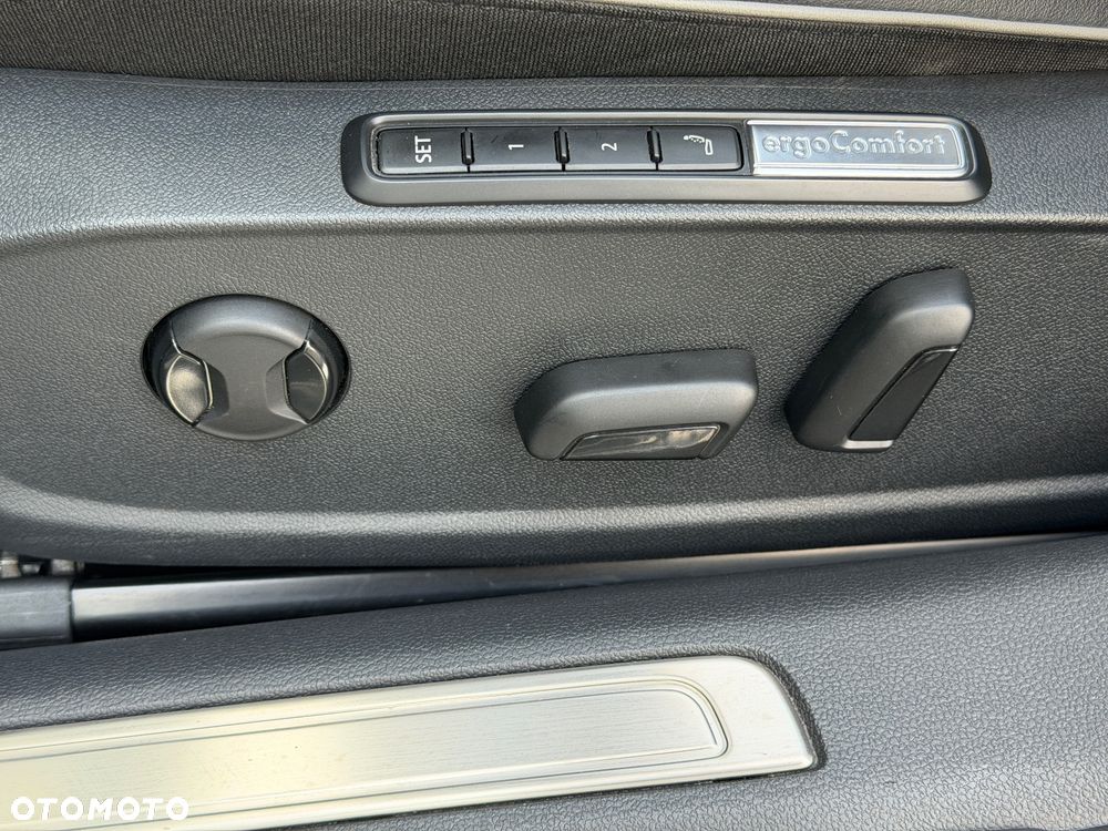 Volkswagen Arteon 2.0 TDI R-Line DSG - 21