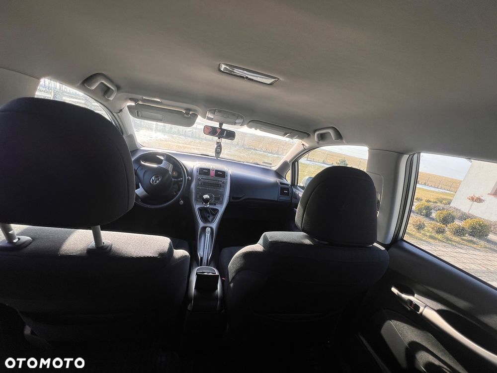 Toyota Auris 2.0 D-4D Luna - 15