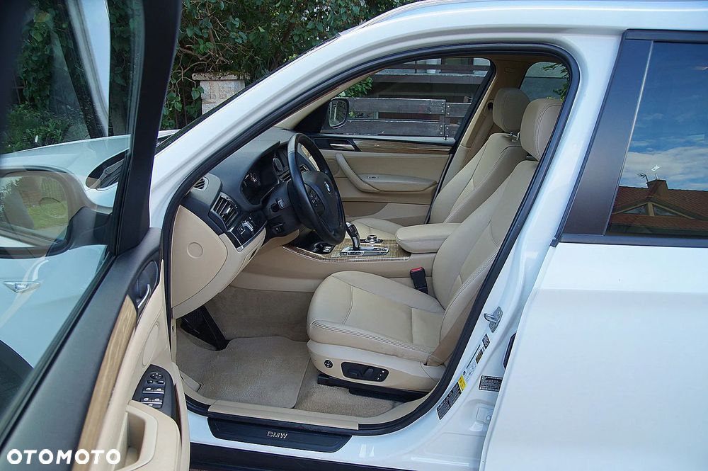 BMW X3 xDrive28i Sport-Aut Advantage - 21