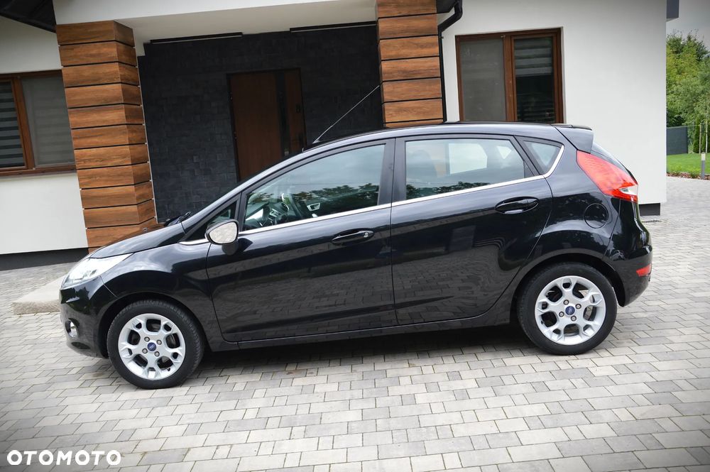 Ford Fiesta 1.4 Titanium EU5 - 4