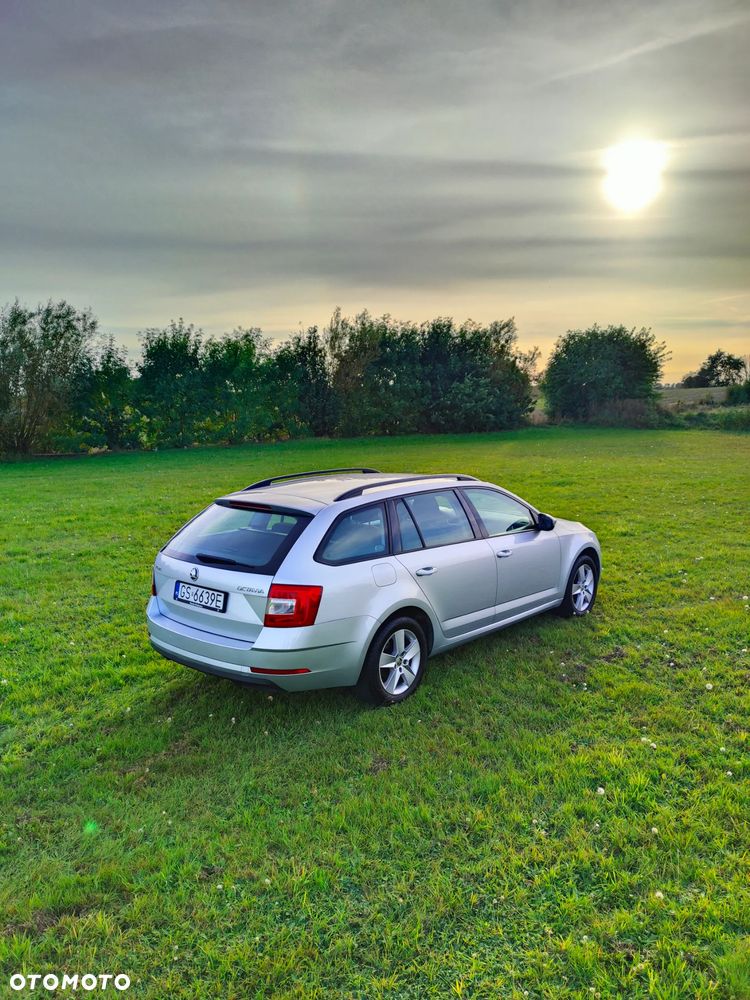 Skoda Octavia 1.4 TSI Ambition - 5