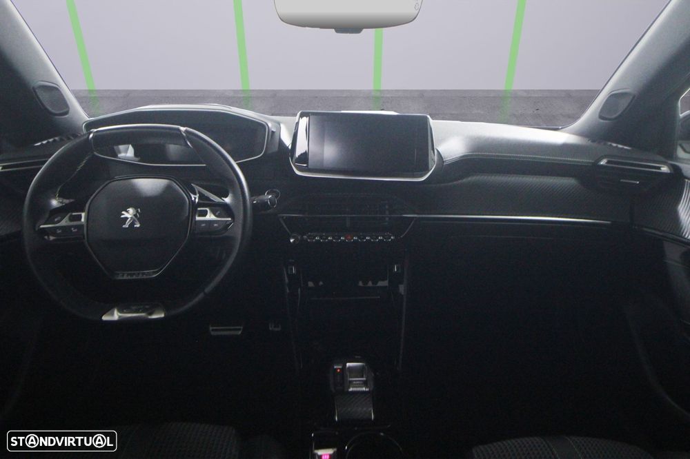 Peugeot e-2008 - 12