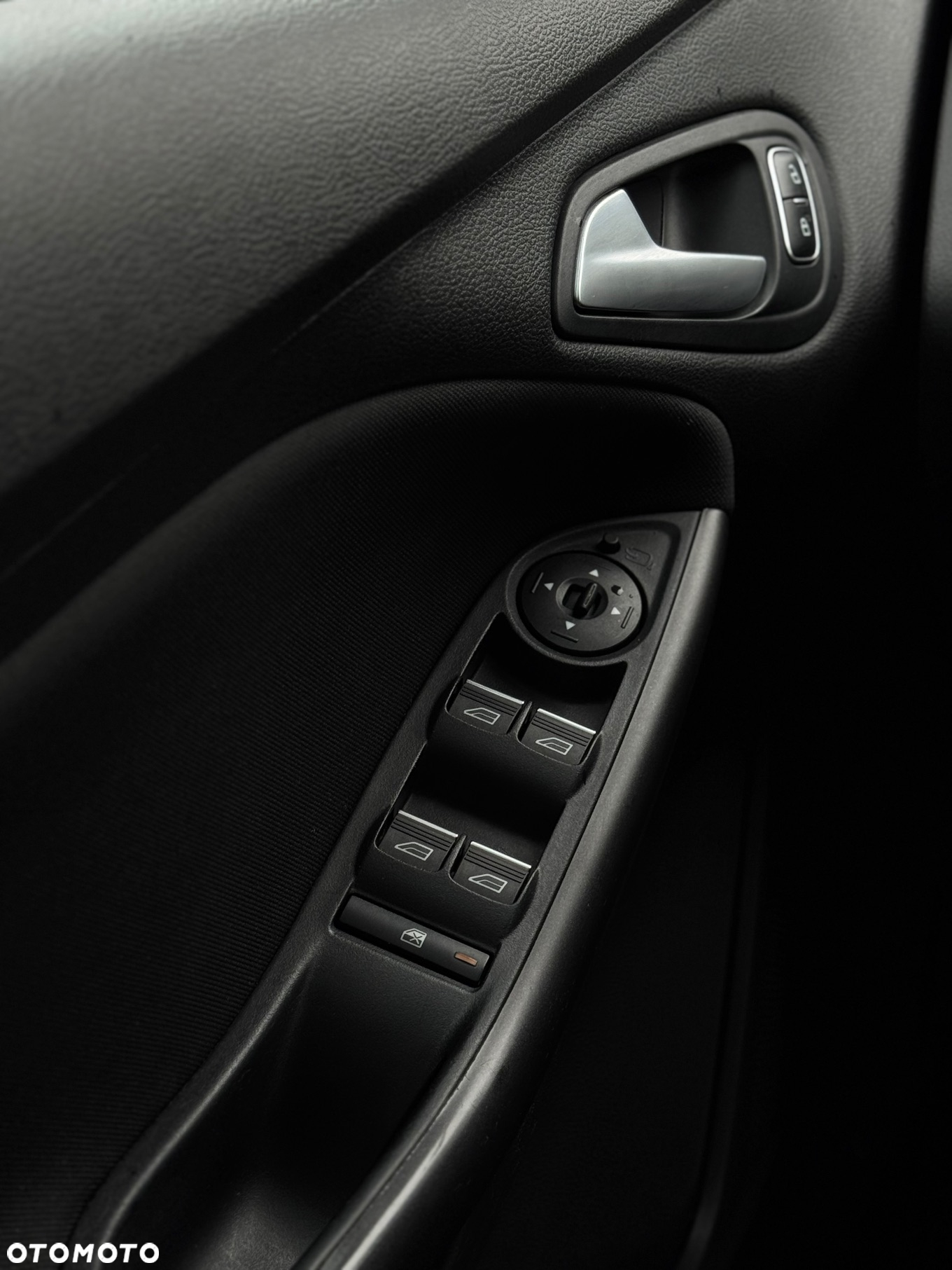 Ford Focus 1.0 EcoBoost Titanium ASS - 19