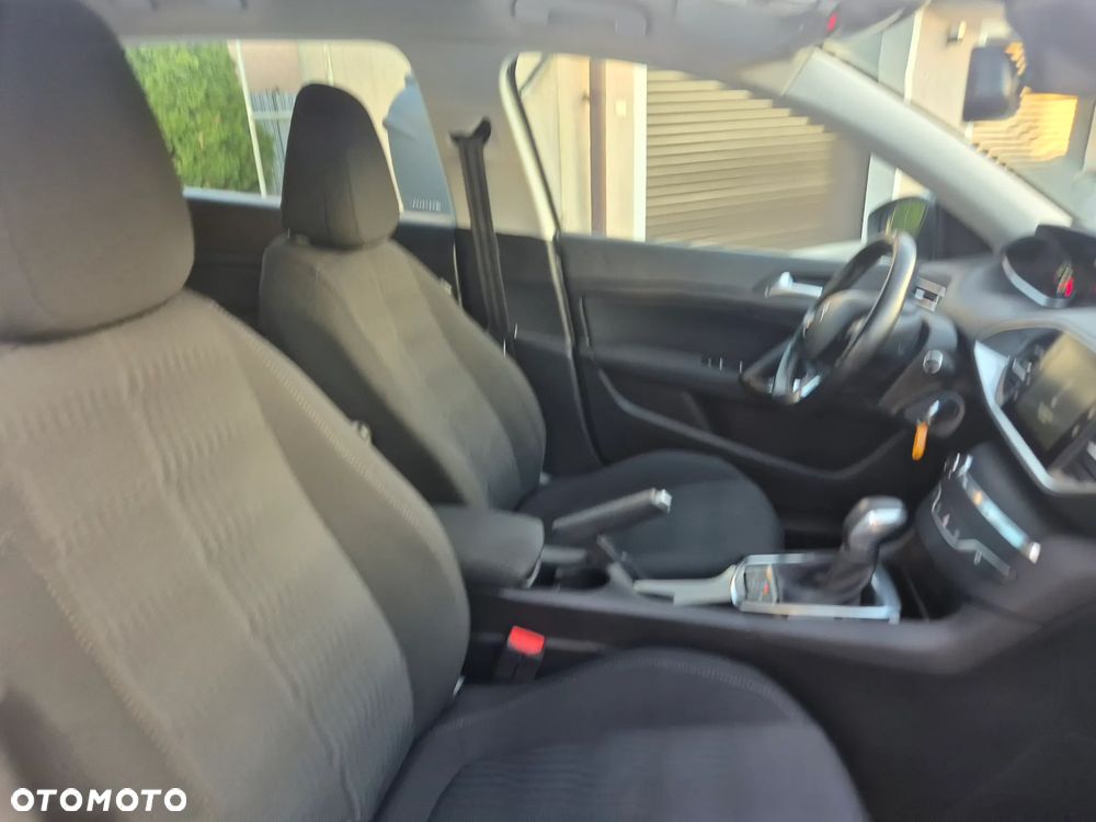 Peugeot 308 - 9
