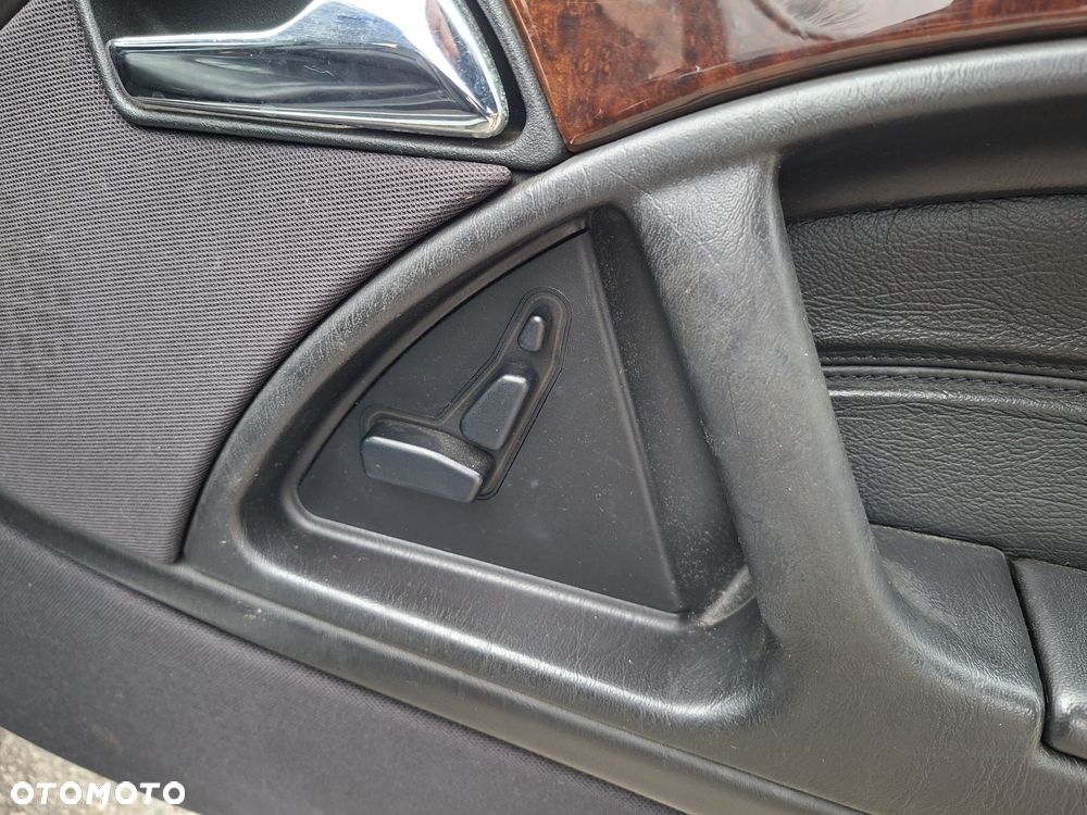 Mercedes-Benz SL - 17