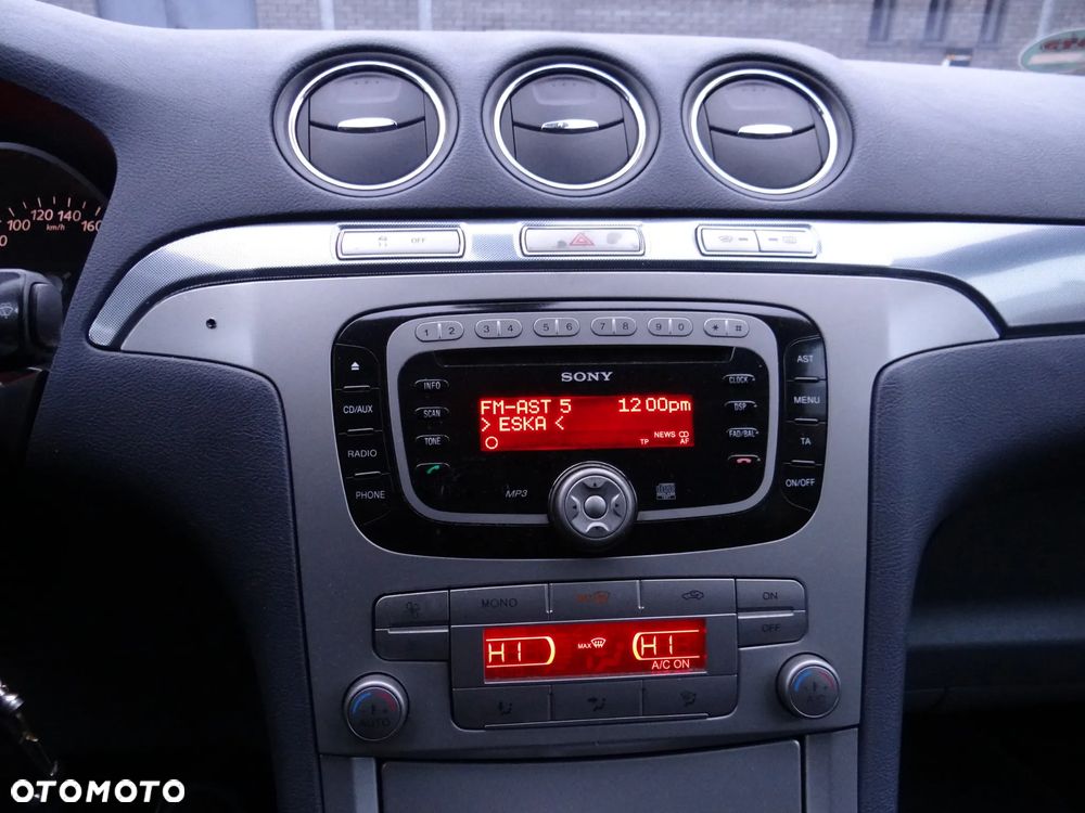 Ford S-Max 2.0 TDCi Titanium - 29