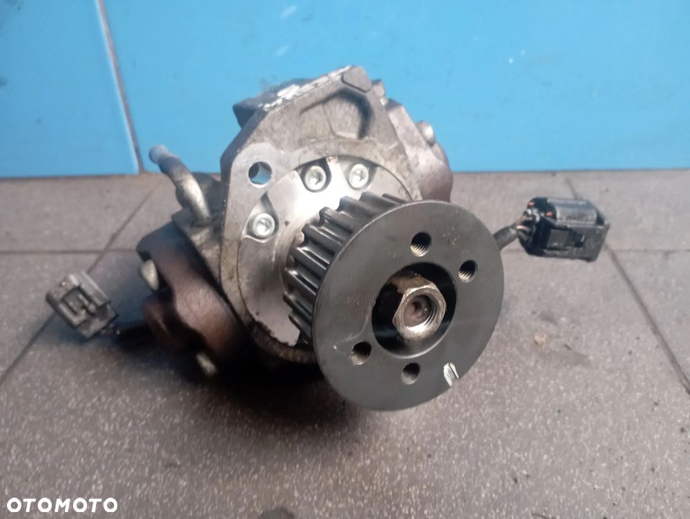 Pompa wtryskowa Mazda 5 rf7j13800a - 1