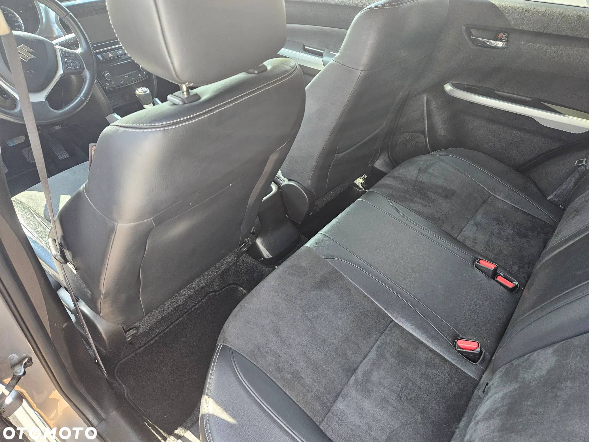 Suzuki Vitara 1.6 DDiS (4x4) Allgrip Comfort+ - 14