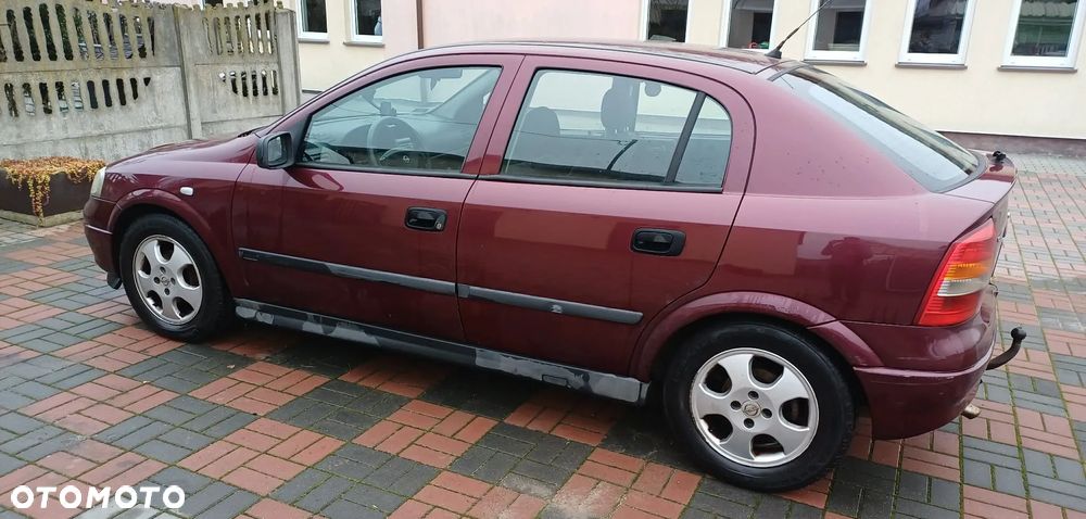 Opel Astra - 4