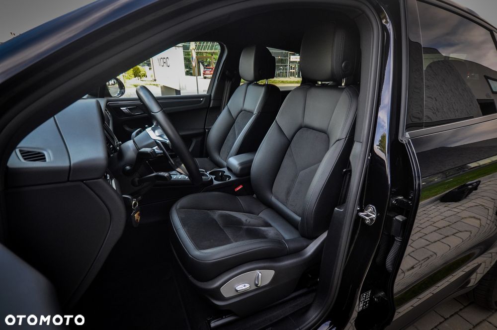 Porsche Macan - 16