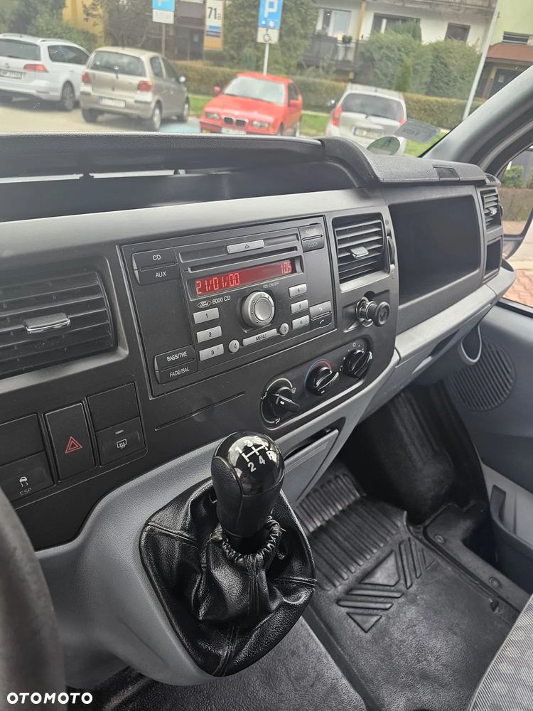 Ford Transit - 14