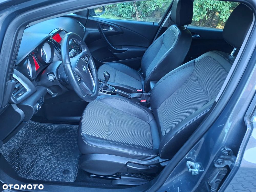 Opel Astra 1.4 T Cosmo - 23