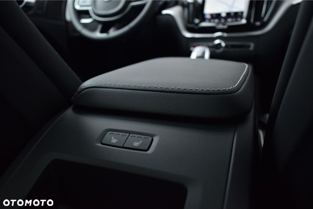 Volvo XC 60 - 21