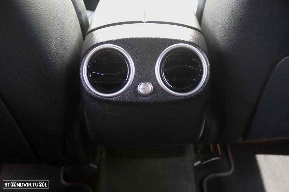 Mercedes-Benz EQC 400 4Matic - 33