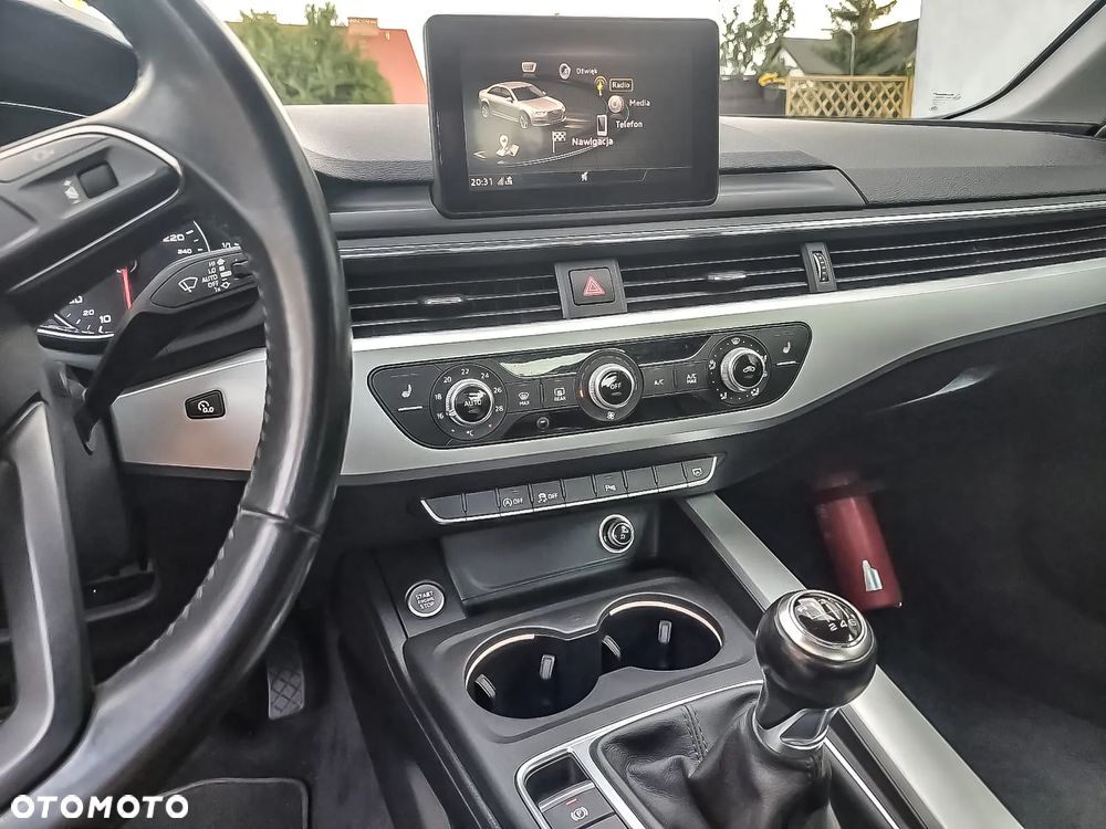 Audi A4 Limousine - 7