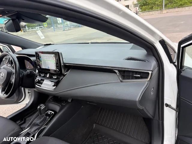 Toyota Corolla 2.0 HSD Dynamic interior Negru - 10
