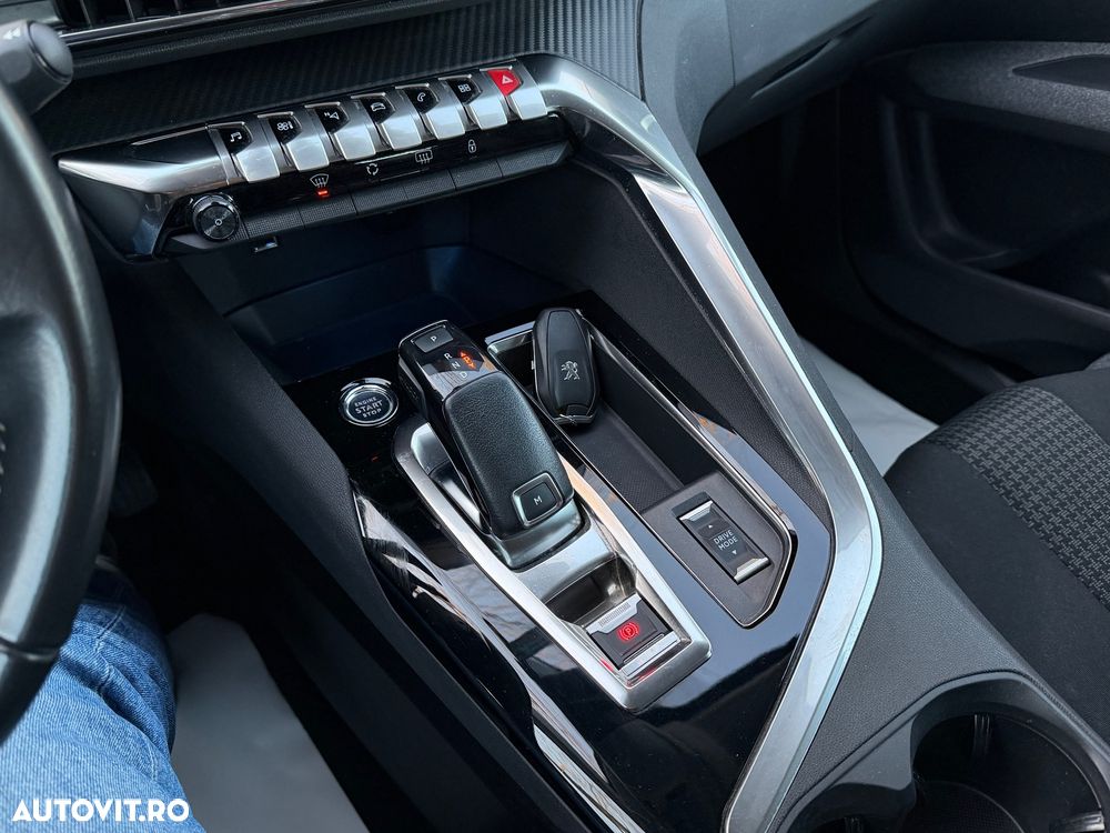 Peugeot 5008 BlueHDI 130 EAT8 Active Pack - 16