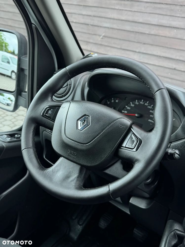 Renault Master - 24