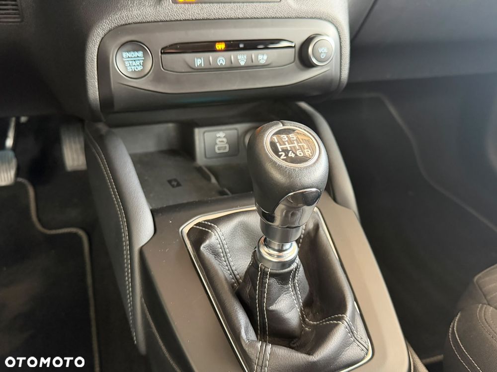 Ford Focus 1.0 EcoBoost Titanium X - 22