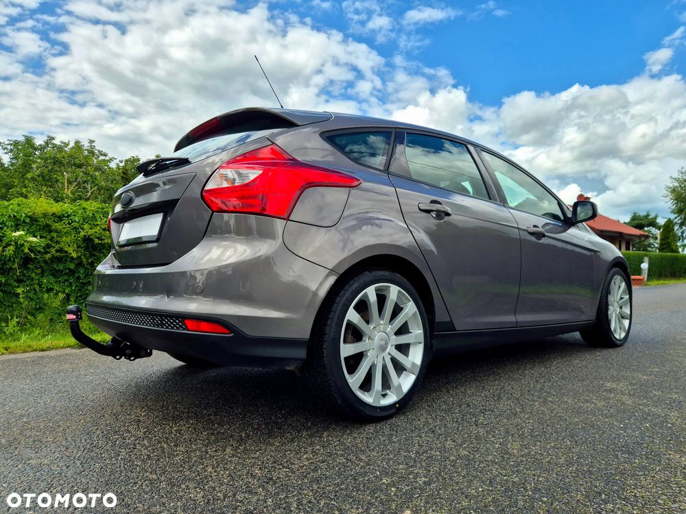 Ford Focus - 12