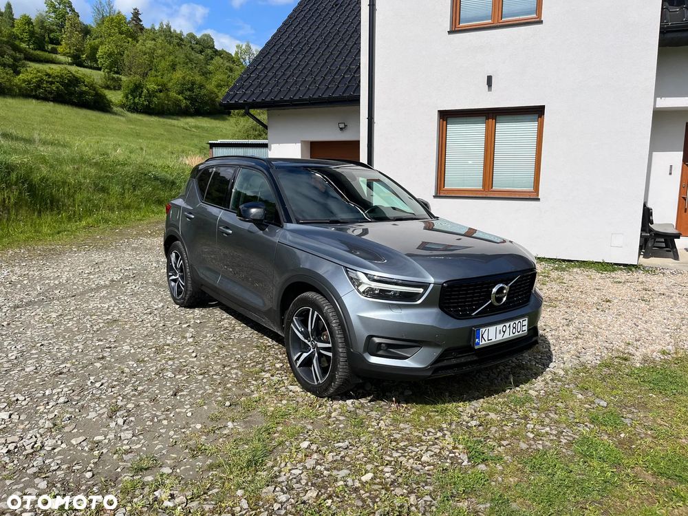 Volvo XC 40 D4 AWD Geartronic R-Design - 2