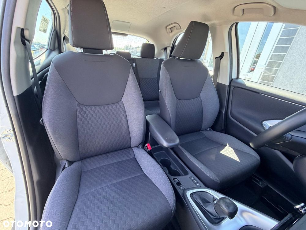 Toyota Yaris - 7