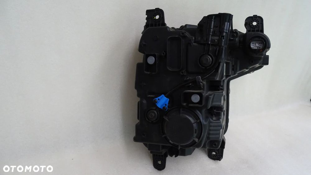 HYUNDAI STARIA - lampa przednia lewa FULL LED - 11
